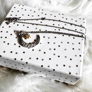 Elegant Silver Necklace with Gold Accents